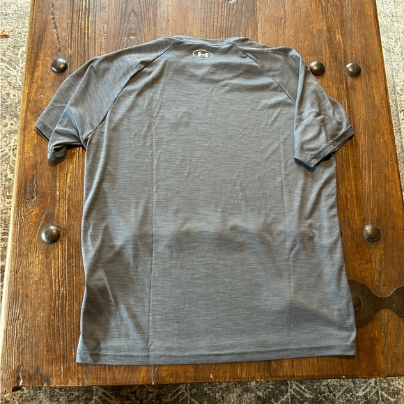Under Armour Charcoal Performance Tee - Picture 2 of 3